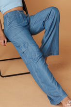 Load image into Gallery viewer, 4195 Wide Leg Cargo Trousers