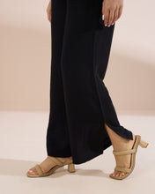 Load image into Gallery viewer, 4221A Loom Slit-Hem Linen Trousers