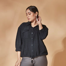 Load image into Gallery viewer, 5027 Schiffli Cinch Shirt