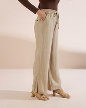 Load image into Gallery viewer, 4221A Loom Slit-Hem Linen Trousers
