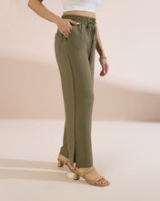Load image into Gallery viewer, 4221A Loom Slit-Hem Linen Trousers
