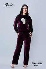 Load image into Gallery viewer, 6090 Women Shine velvet Co-ord set
