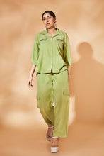 Load image into Gallery viewer, 6113 Women Linen Co-ord set With Front Brooch Pocket
