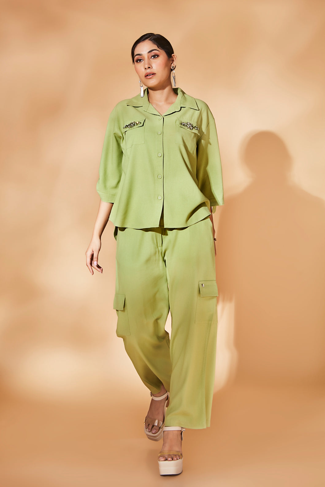 6113 Women Linen Co-ord set With Front Brooch Pocket